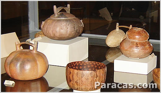 Huacos de la Cultura Paracas